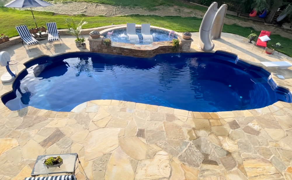 Custom Home Solutions - Knoxville TN Fiberglass Pool Builder
